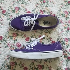 Vans Authentic in Purple